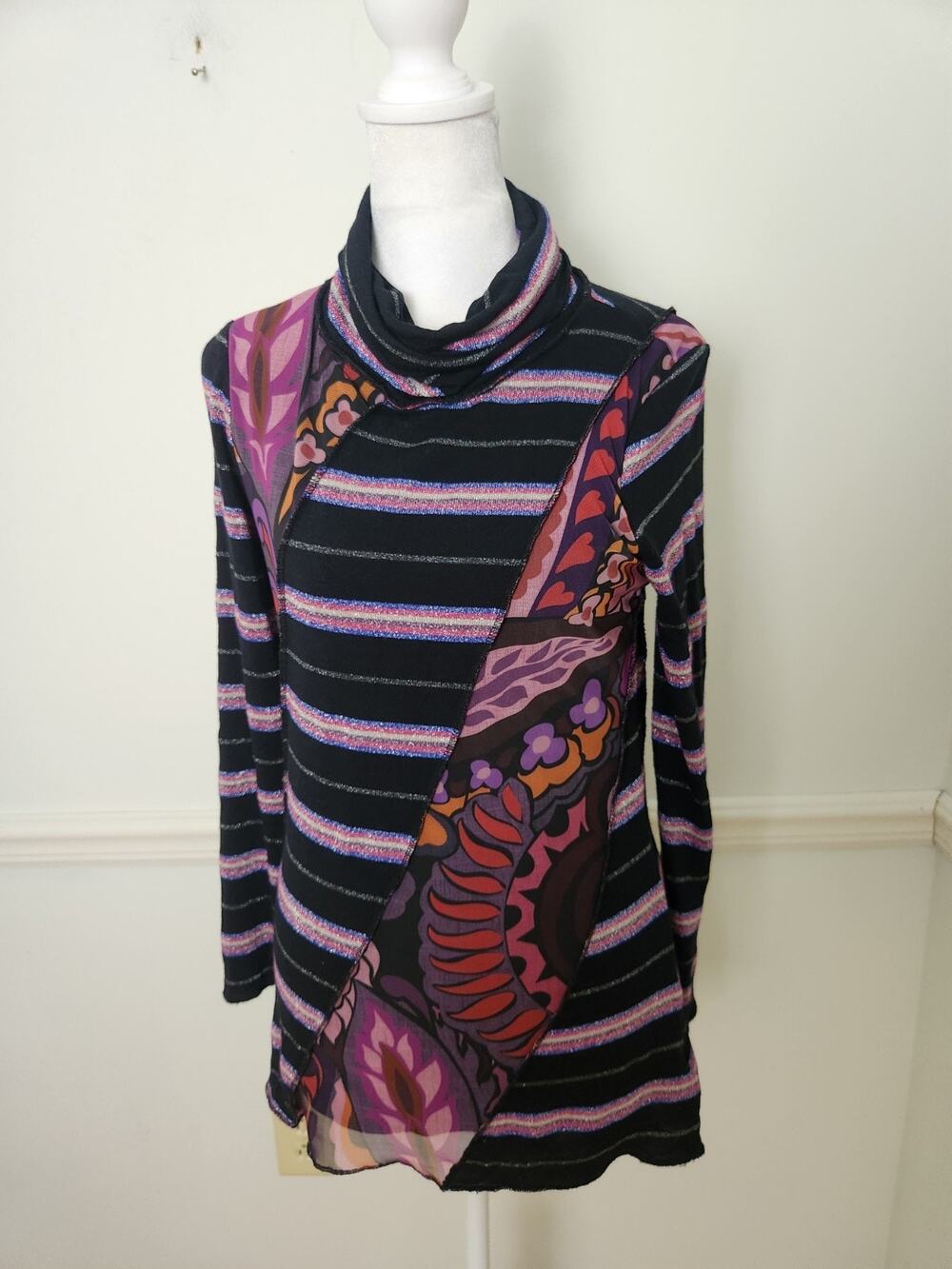 Isle Melis Kozan Sweater Top XS Womens Fairy Grunge WhimsiGoth Abstract Sparkle